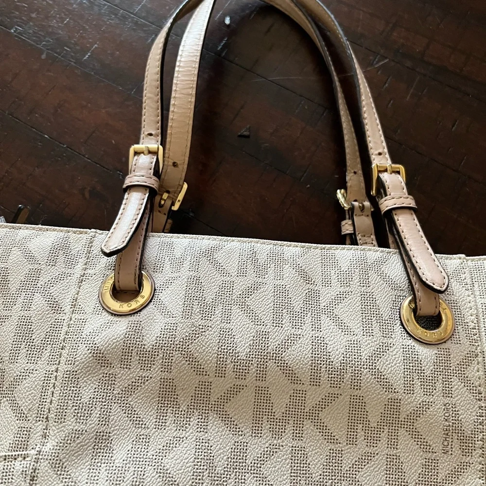 Michael Kors Beige Tote Bag